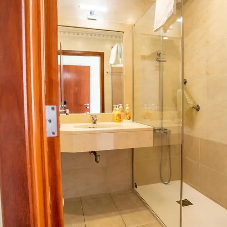 Forum Madeira Ajuda דירה פונשל