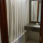 Forum Madeira Ajuda 公寓 *