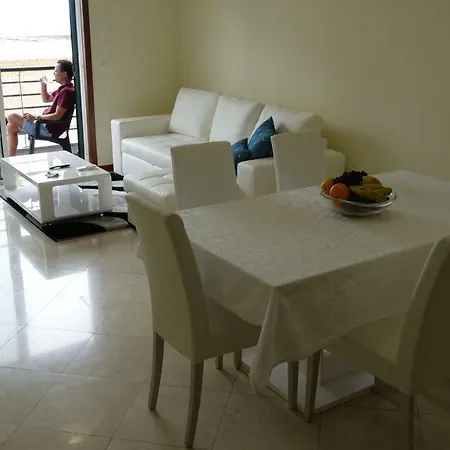 Forum Madeira Ajuda Apartman
