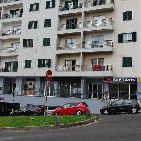Forum Madeira Ajuda Апартаменты
