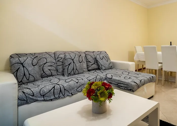 Forum Madeira Ajuda * 丰沙尔