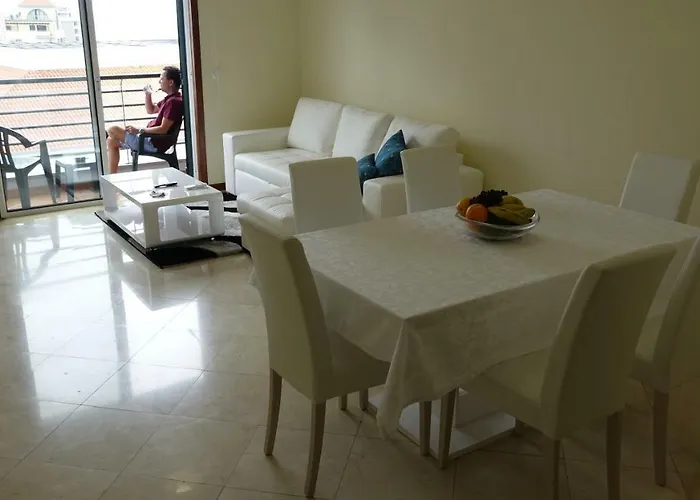 Forum Madeira Ajuda Apartmán